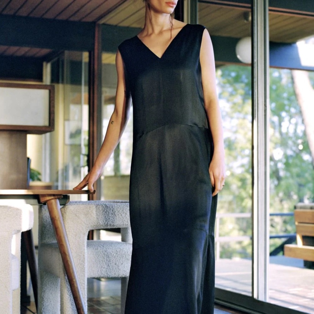 Everlane The Statin V Neck Maxi S
